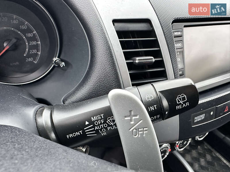 Внедорожник / Кроссовер Peugeot 4007 2010 в Дубно