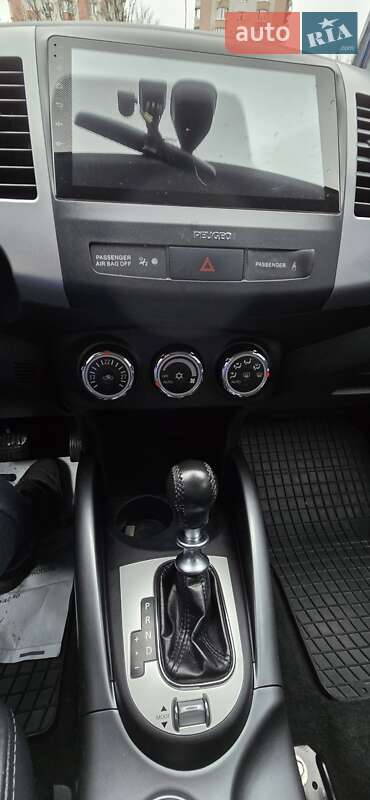 Внедорожник / Кроссовер Peugeot 4007 2010 в Тернополе