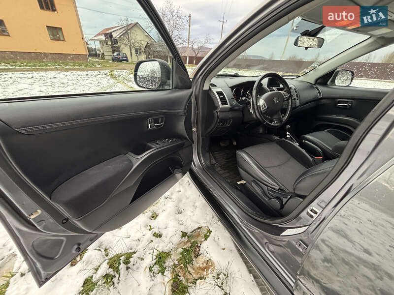 Позашляховик / Кросовер Peugeot 4007 2010 в Надвірній