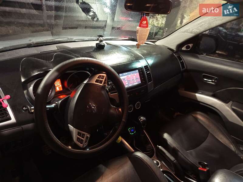 Внедорожник / Кроссовер Peugeot 4007 2007 в Яблунице фото 10 Внедорожник / Кроссовер Peugeot 4007 2007 в Яблунице