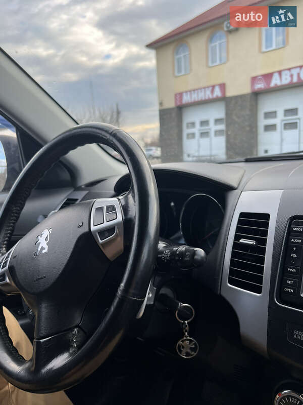 Внедорожник / Кроссовер Peugeot 4007 2011 в Луцке