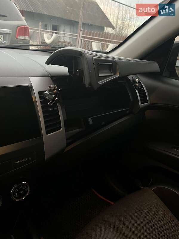 Позашляховик / Кросовер Peugeot 4007 2011 в Калуші