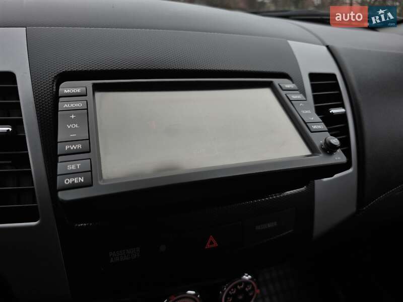 Позашляховик / Кросовер Peugeot 4007 2009 в Калуші