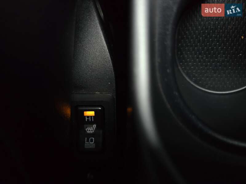 Позашляховик / Кросовер Peugeot 4007 2009 в Калуші