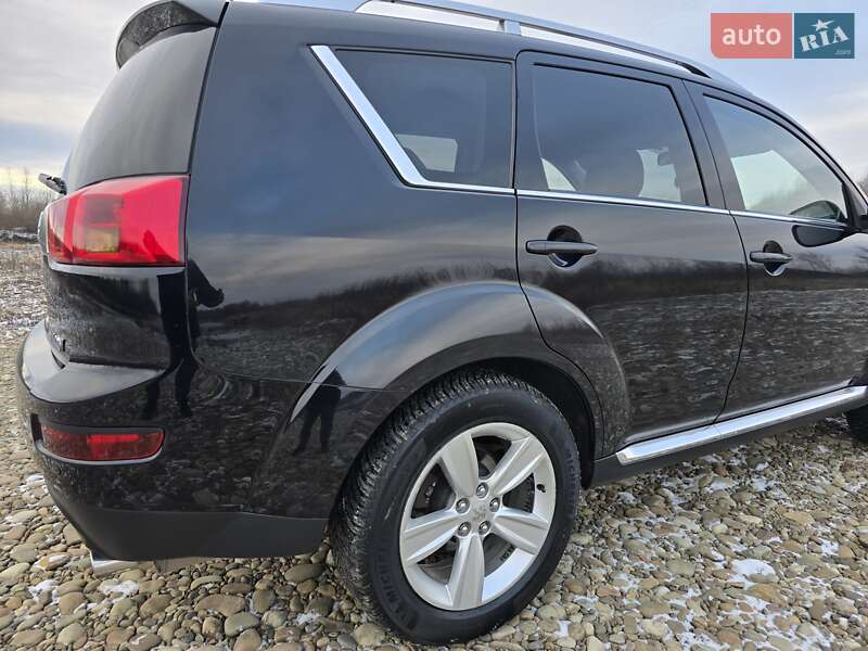 Позашляховик / Кросовер Peugeot 4007 2009 в Калуші