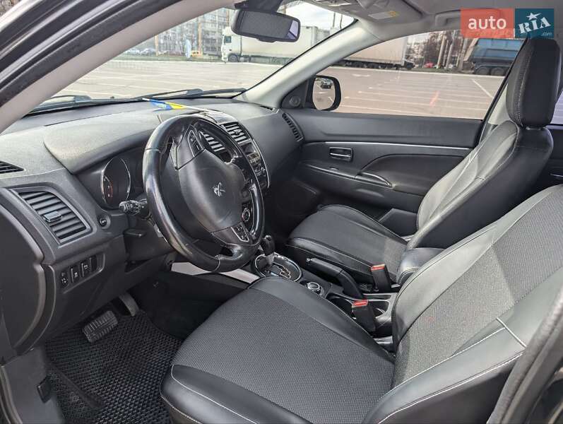 Внедорожник / Кроссовер Peugeot 4008 2012 в Сумах