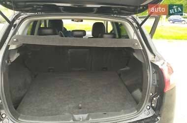 Позашляховик / Кросовер Peugeot 4008 2012 в 