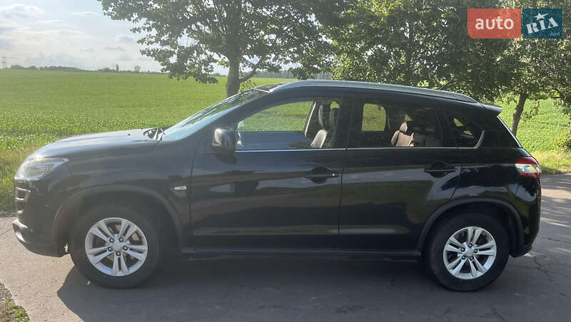 Позашляховик / Кросовер Peugeot 4008 2012 в Рівному