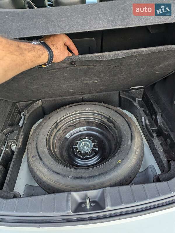 Внедорожник / Кроссовер Peugeot 4008 2012 в Ровно фото 10 Внедорожник / Кроссовер Peugeot 4008 2012 в Ровно