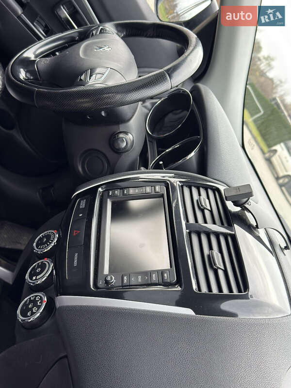 Внедорожник / Кроссовер Peugeot 4008 2012 в Золочеве