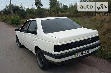 Седан Peugeot 405 1989 в Коростене