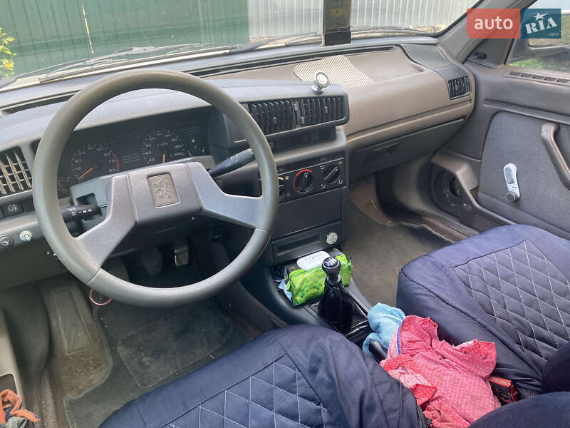Седан Peugeot 405 1988 в Чечельнику