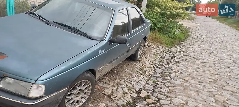 Peugeot 405