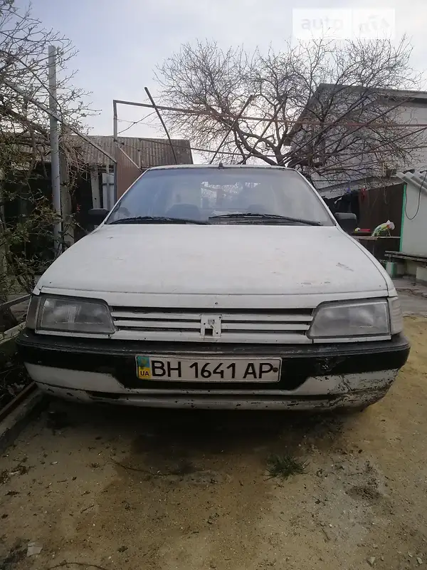  AUTO.RIA – Venta de Peugeot gasolina.  sedán usado en Odessa, precio $