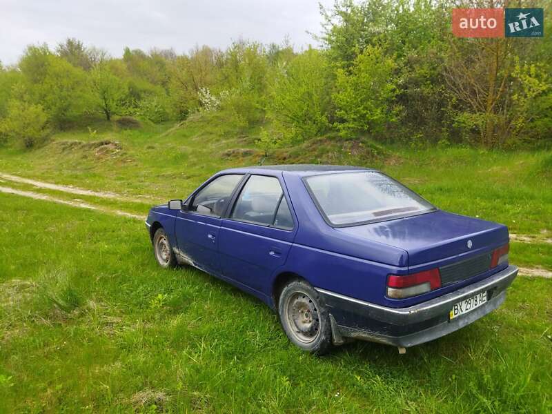 Седан Peugeot 405 1990 в Городке