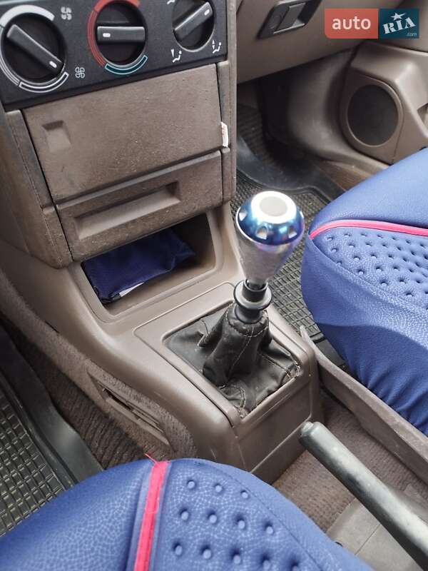 Седан Peugeot 405 1988 в Богородчанах