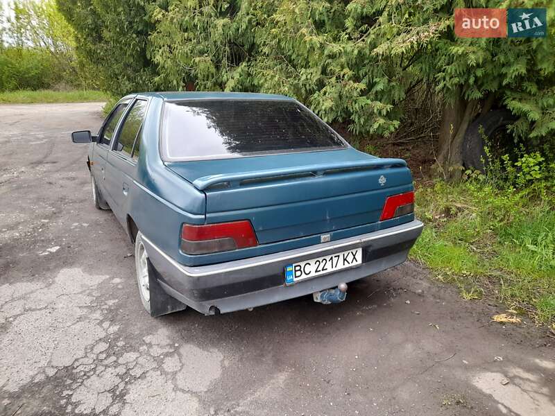 Седан Peugeot 405 1994 в Бродах