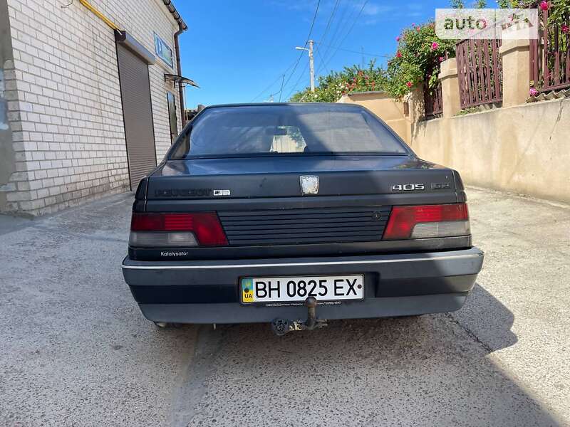 Седан Peugeot 405 1988 в Одессе