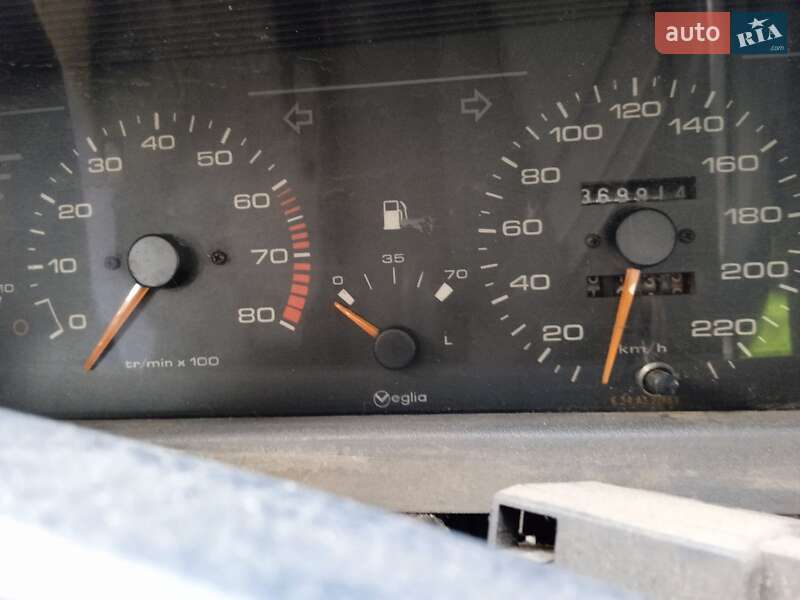 Седан Peugeot 405 1989 в Василькові