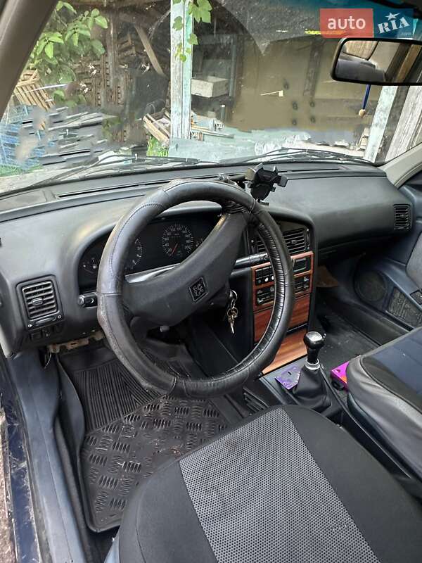 Седан Peugeot 405 1992 в Фастові фото Седан Peugeot 405 1992 в Фастові