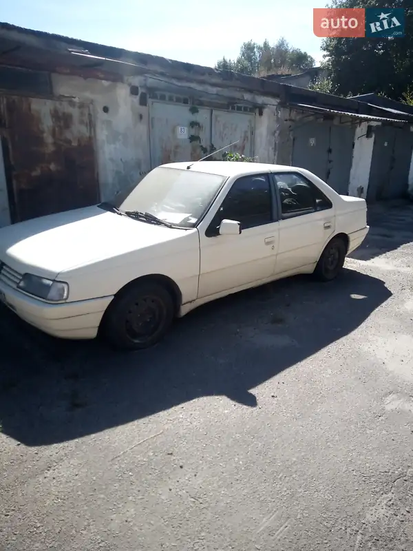 Peugeot 405