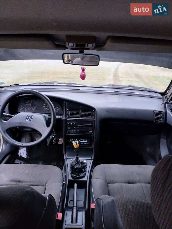 Седан Peugeot 405 1989 в Мостиске