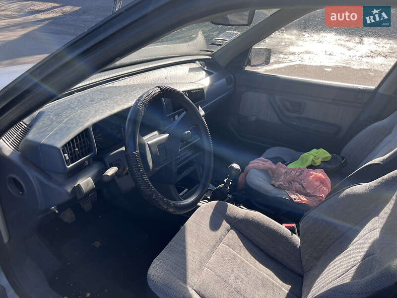 Седан Peugeot 405 1987 в Павлограде
