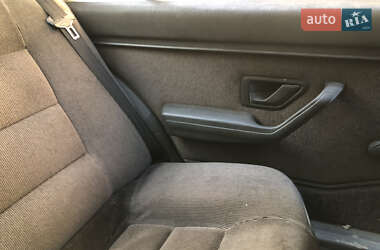 Седан Peugeot 405 1992 в 