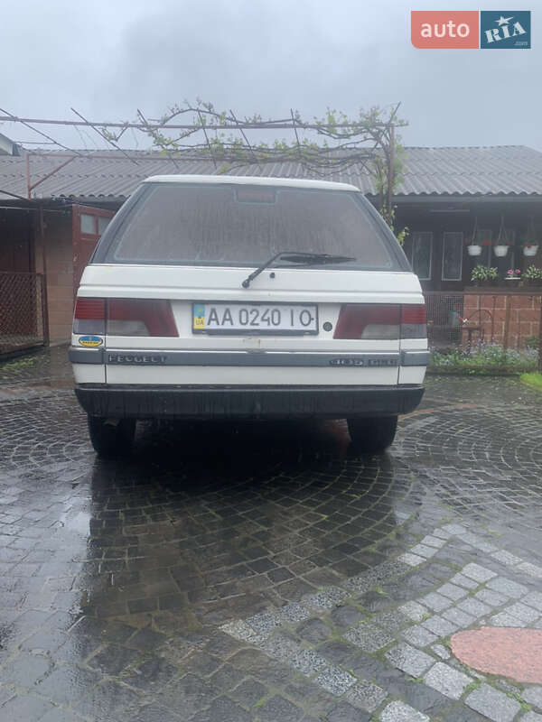 Универсал Peugeot 405 1989 в Костополе