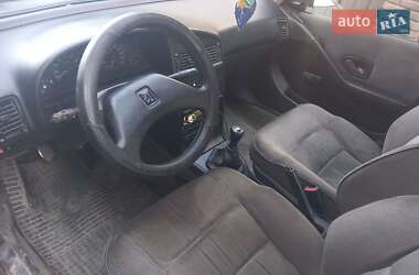 Седан Peugeot 405 1989 в Львове