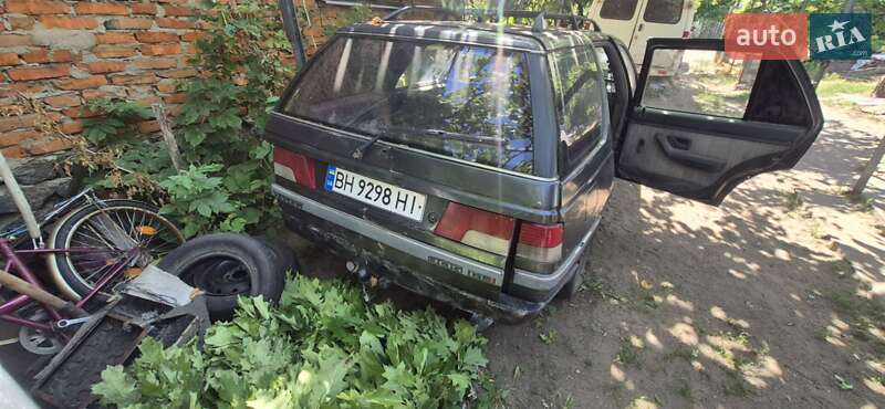 Универсал Peugeot 405 1990 в Саврани