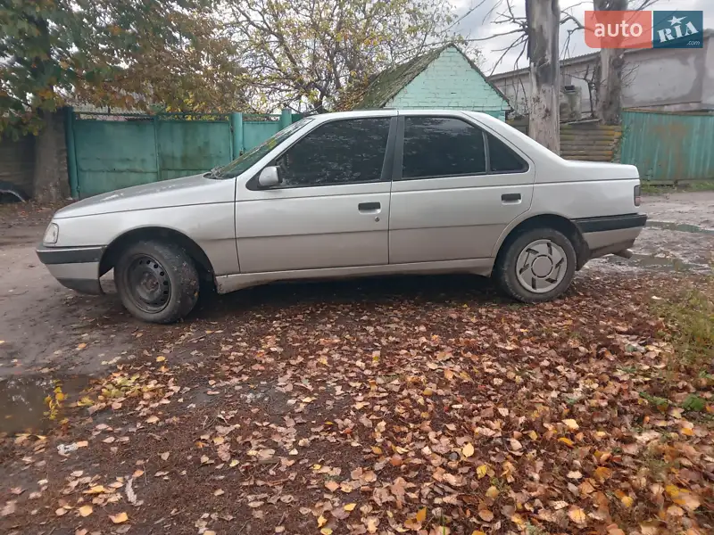 Peugeot 405