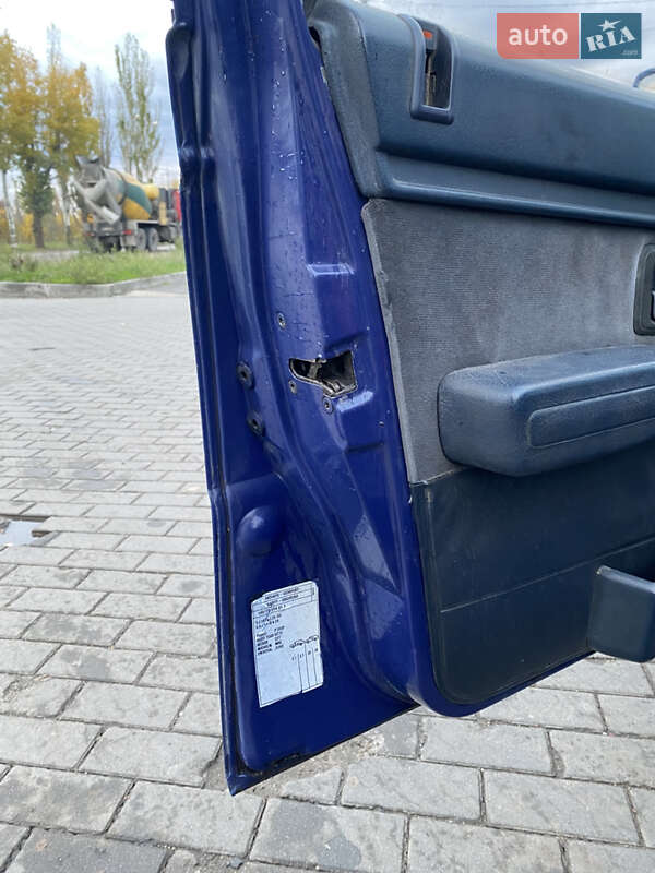 Седан Peugeot 405 1989 в Кривому Розі