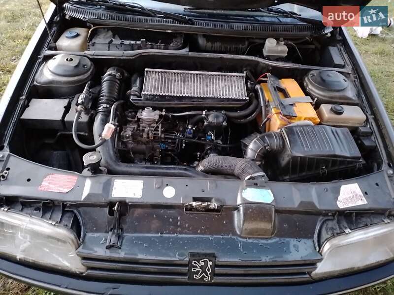 Универсал Peugeot 405 1993 в Макарове