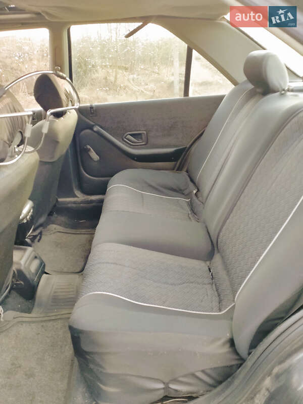 Седан Peugeot 405 1993 в Боярке