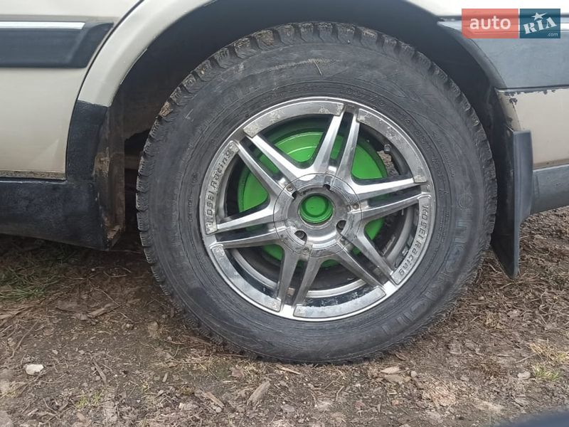 Седан Peugeot 405 1989 в Шостці