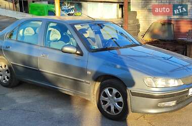 Седан Peugeot 406 2002 в 