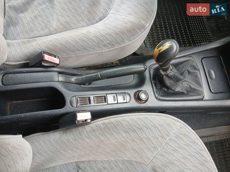 Универсал Peugeot 406 1998 в Коростене