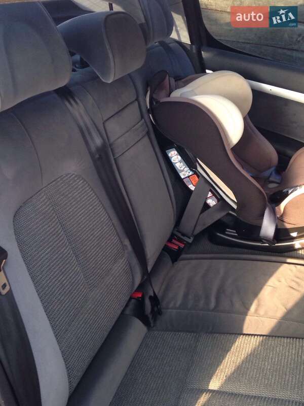 Седан Peugeot 407 2006 в Хорошеві