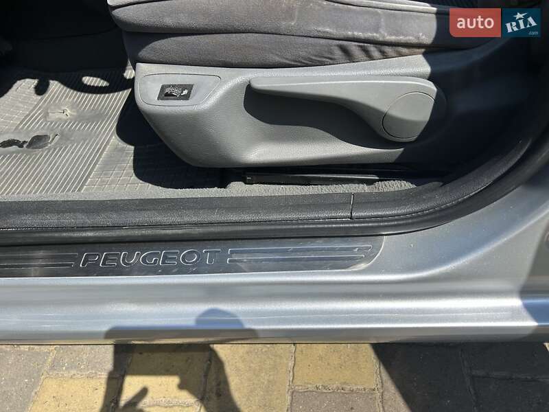 Седан Peugeot 407 2006 в Стрию
