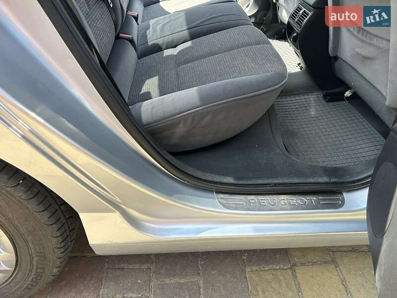 Седан Peugeot 407 2006 в Стрию