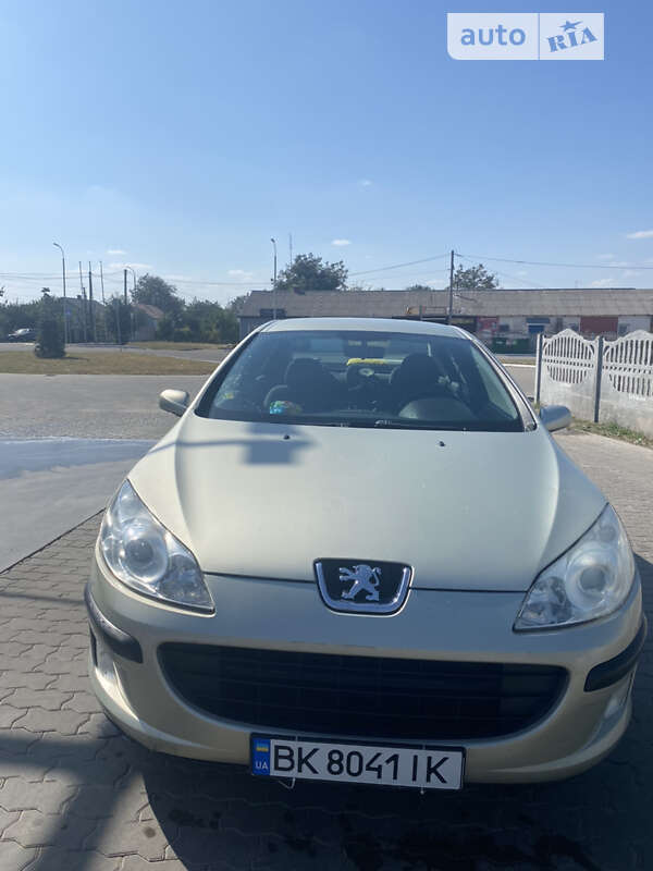 Седан Peugeot 407 2004 в Млинове