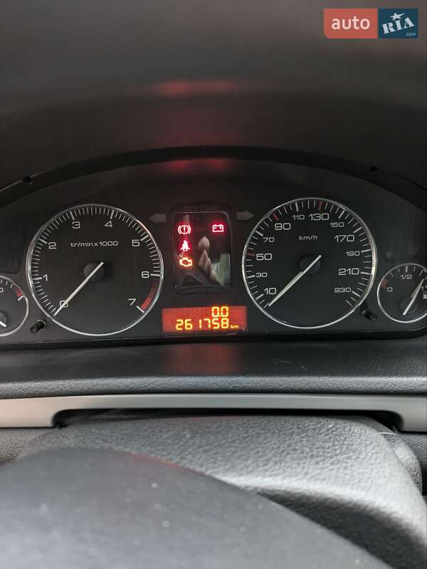 Седан Peugeot 407 2004 в Чернігові