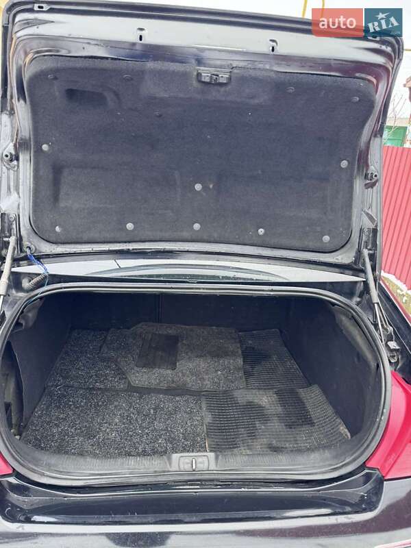 Седан Peugeot 407 2010 в Острозі