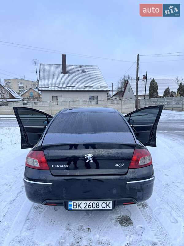 Седан Peugeot 407 2010 в Острозі