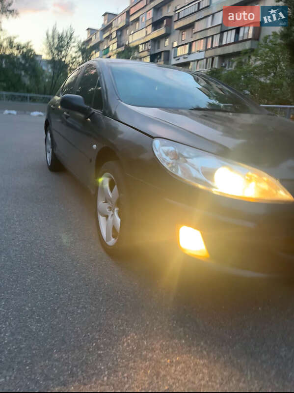 Седан Peugeot 407 2004 в Киеве