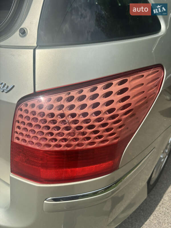 Универсал Peugeot 407 2008 в Белогородке фото 40 Универсал Peugeot 407 2008 в Белогородке