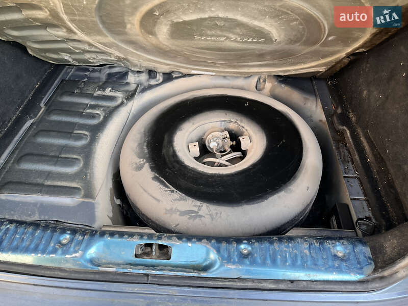 Универсал Peugeot 407 2005 в Бышеве