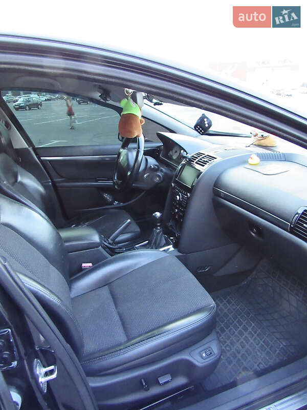 Седан Peugeot 407 2010 в Рівному