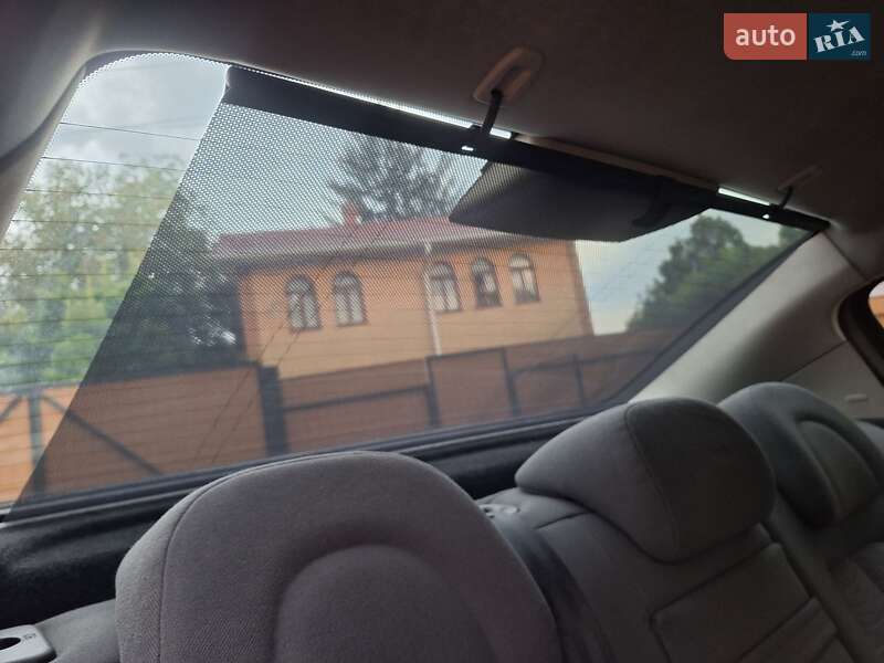 Седан Peugeot 407 2004 в Чернівцях